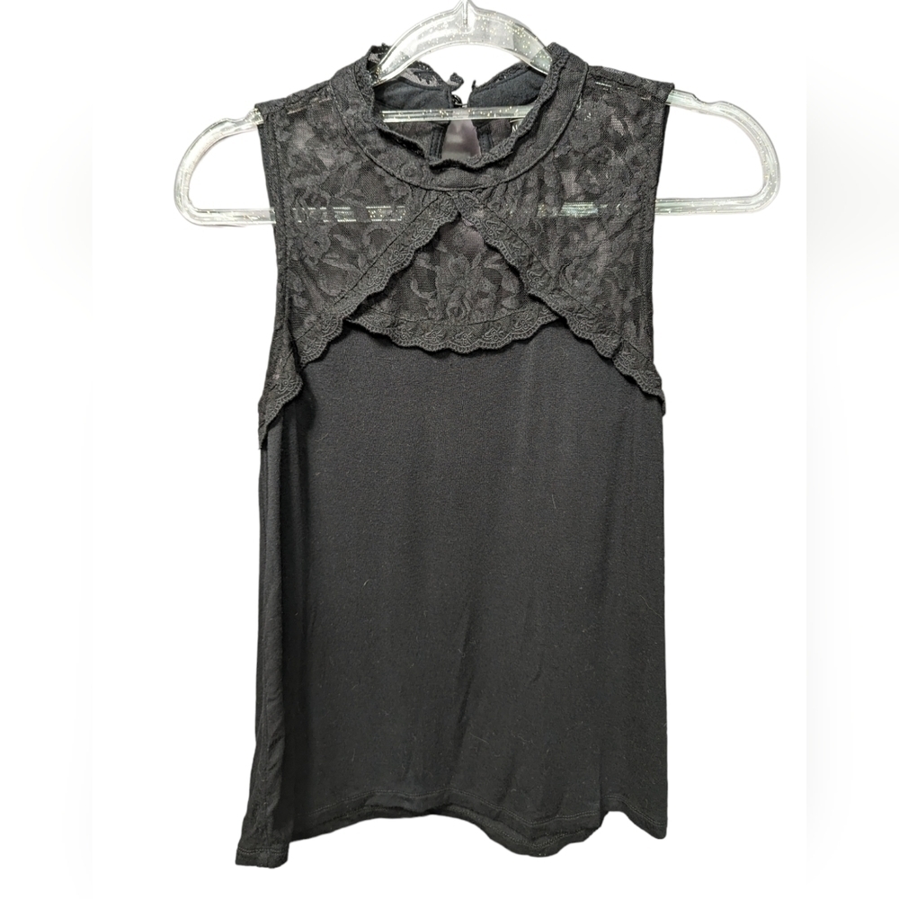 Almost Famous Ruffled Lace Sleeveless Top Sz S